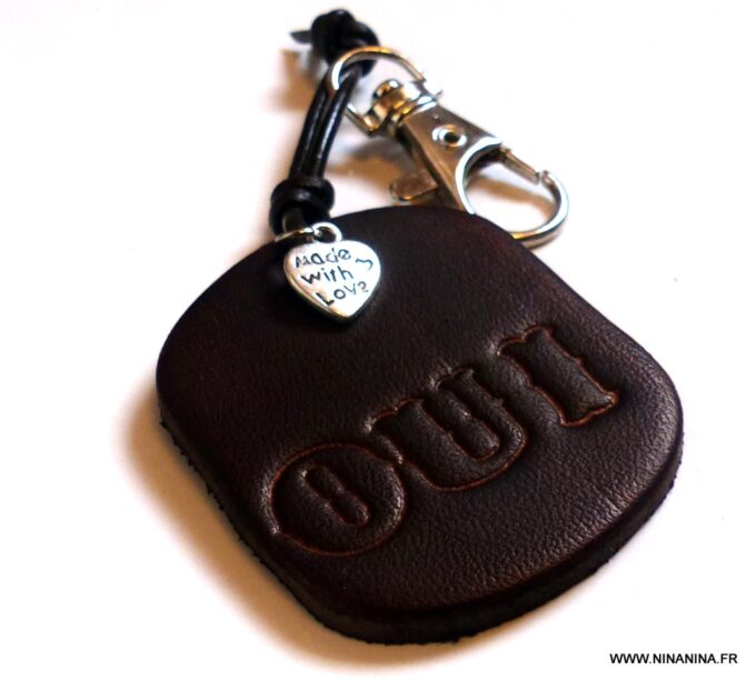 N5450 Porte clés homme cuir gravé personnalisé OUI - Bijoux en ligne Ninanina