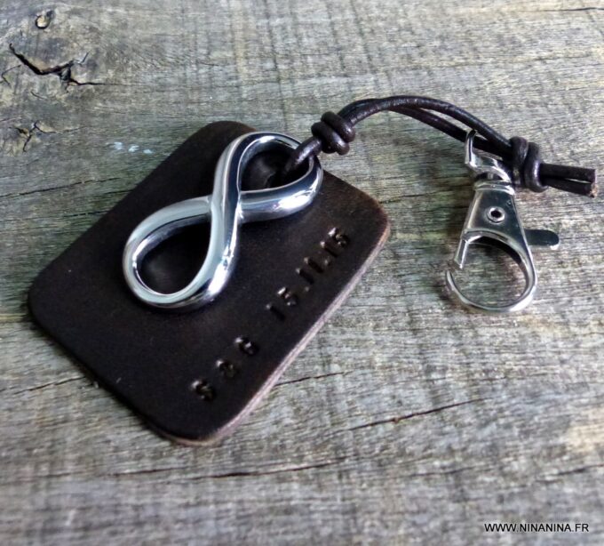 N5452a Porte clé homme cuir infini acier inoxydable personnalisé initiales et date NINANINA