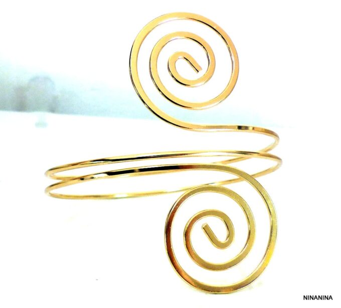 N5495f Bracelet de bras (biceps) en métal doré NINANINA