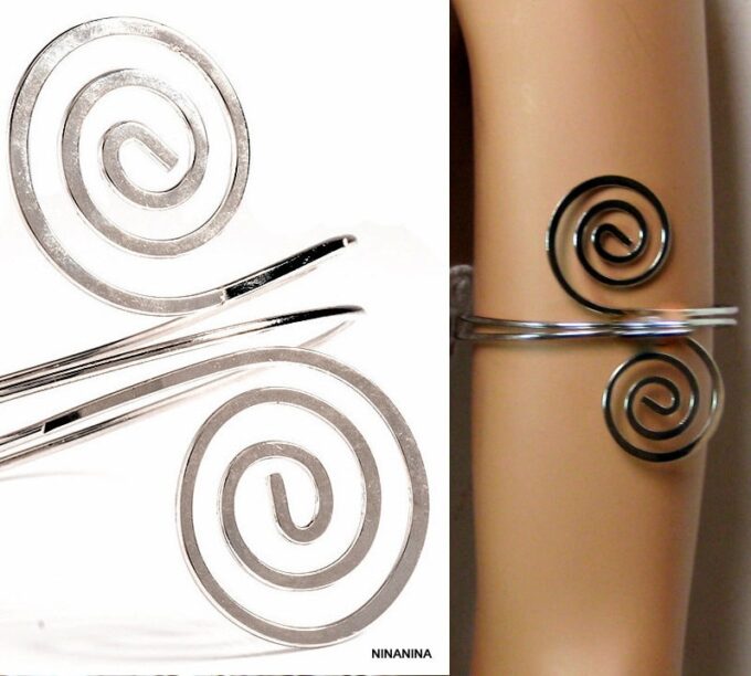 N5495m Bracelet de bras (biceps) en métal doré NINANINA