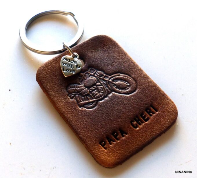 N5518B porte clé homme cuir moto personnalisé NINANINA