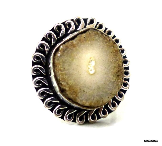 N5525a Bague femme réglable ronde agate druzy blanche plaqué argent NINANINA