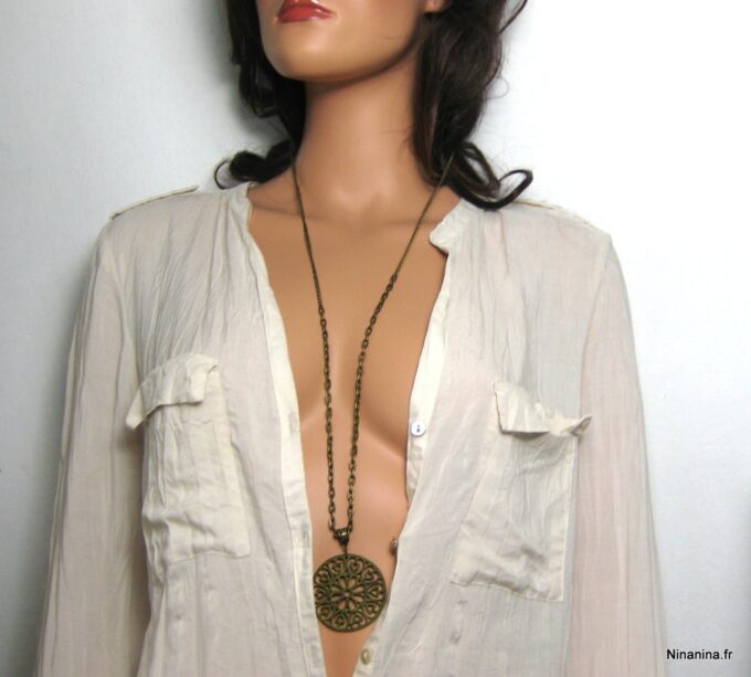 N558terc collier long sautoir métal bronze