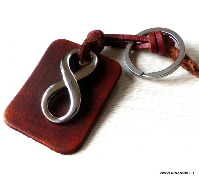 N5615C Porte clé homme cuir infini acier - Bijoux en ligne NINANINA