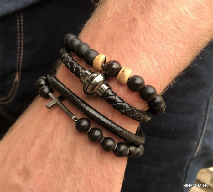 N5636y Bracelet avec croix homme perles noires en bois - Bijoux Bracelets en ligne Ninanina