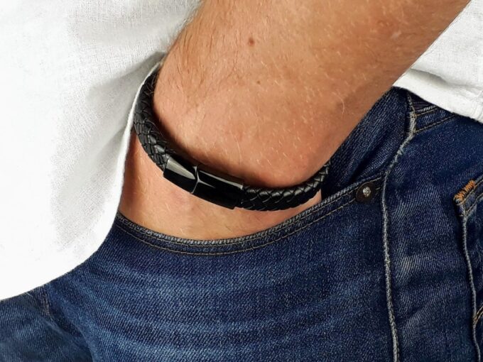 N5653a Bracelet homme cuir tresse fermoir acier noir aimanté - Bijoux Bracelets en ligne Ninanina