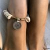 N5673h Bracelet cheville avec coquillage sur cordon cuir naturel - Bijoux de pied en ligne Ninanina