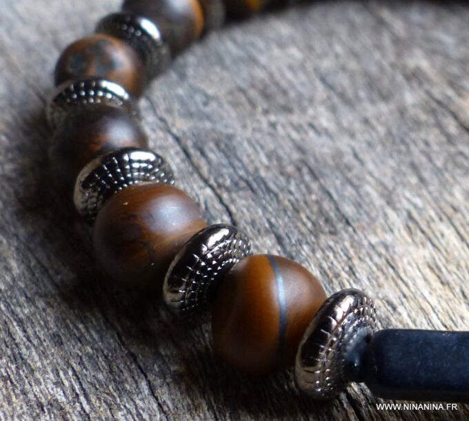 N5683a Bracelet homme stretch elastique perles oeil de tigre croix noire NINANINA