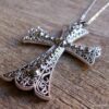 N5693g Collier femme long croix métal argent acier inoxydable strass NINANINA