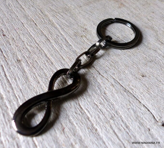 N5708a Porte-clé symbole infini et chaine métal noir - Accessoires Porte clés en ligne Ninanina
