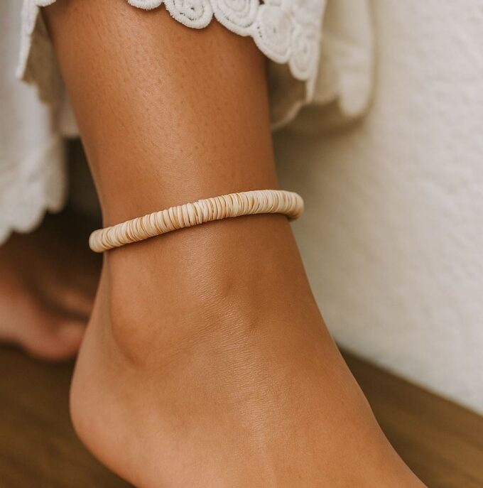 N5712b Chevillère bijou artisanale - Bracelet de cheville disques de coquillage naturel et Argent 925 - Bijoux de pied en ligne