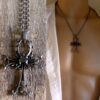 N5731 Collier homme croix gothique métal noir NINANINA