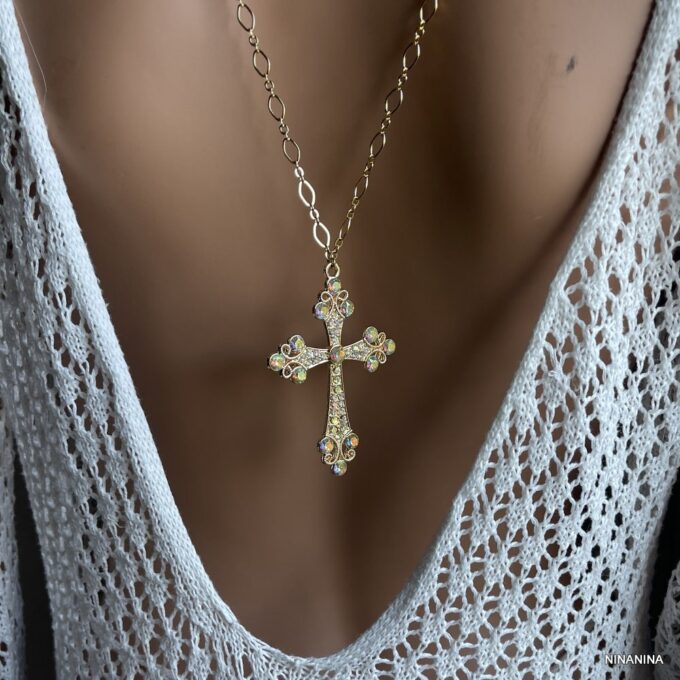 N5744H Collier grosse croix femme pendentif doré strass Fantaisie - Bijoux Colliers Femmes en ligne Ninanina