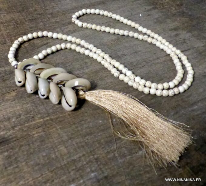 N5787A Collier long coquillages cauri - Bijoux en ligne Ninanina
