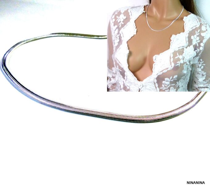 N579d Collier chaine femme maille serpent plate plaqué argent