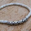 N5817D Bracelet turquoises blanches perle tube métal argenté - Bijoux en ligne NINANINA