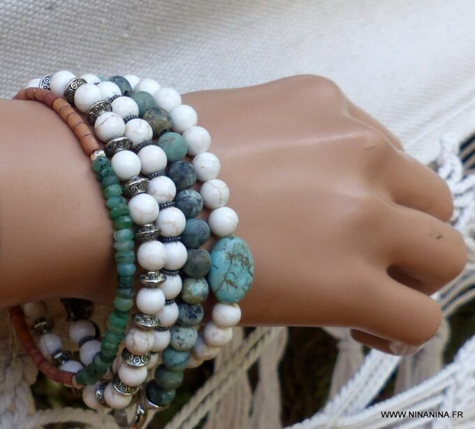 N5824a Bracelet strech turquoises blanches et bleue - Bijoux Bracelets en ligne ninanina