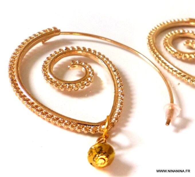 N5833a Boucles d'oreilles créoles tribales spirales ovales métal doré or - Bijoux en ligne NINANINA