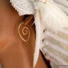N5833d Boucles d'oreilles créoles tribales spirales ovales métal doré or - Bijoux en ligne NINANINA