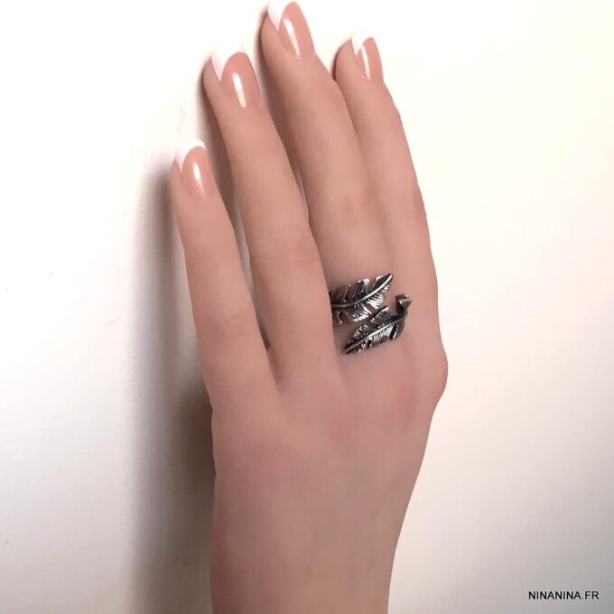 N5856e Bague femme plume fantaisie métal argent reglable - Bijoux Bagues en ligne Ninanina