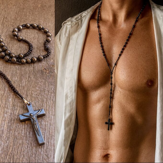 N5875b Chapelet homme pendentif croix chrétienne en hématite et perles noires - Bijoux Colliers en ligne Ninanina