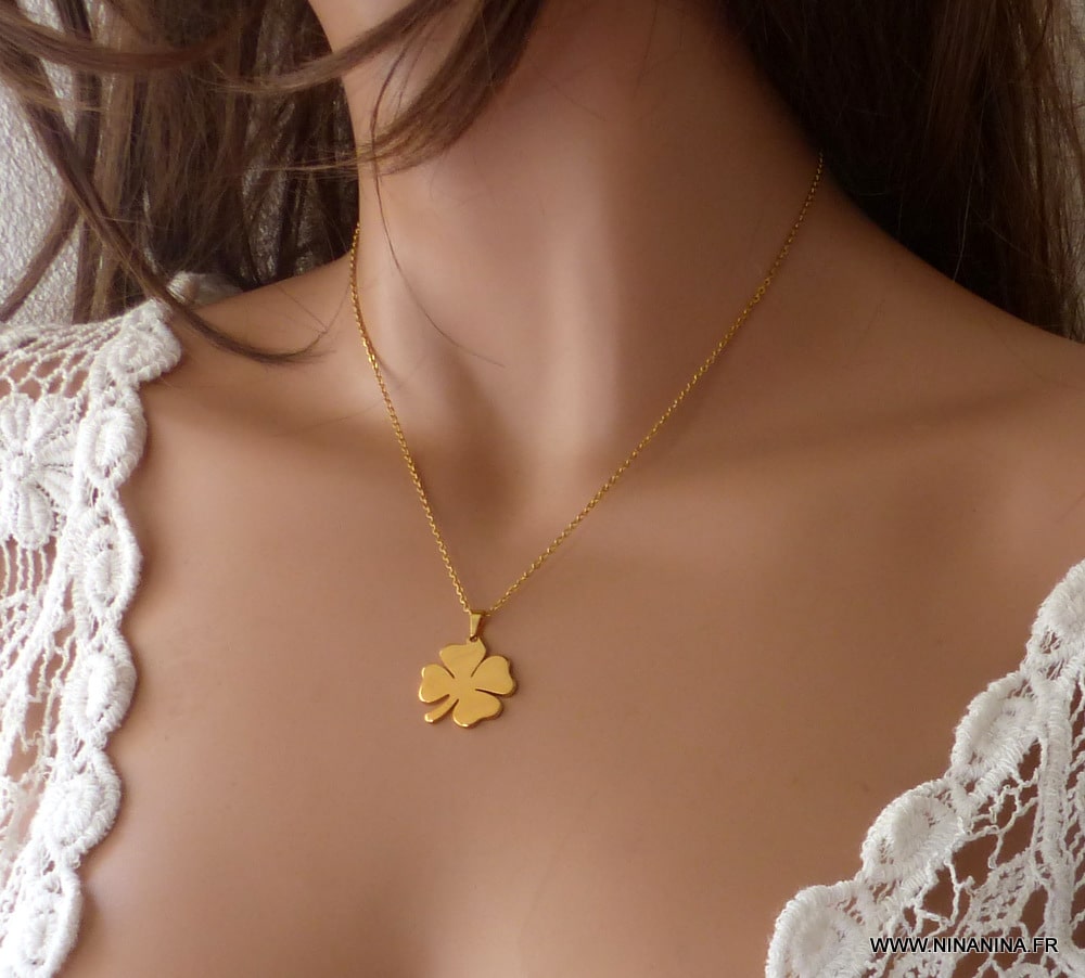 Collier trèfle à 4 feuilles