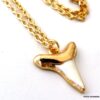 N5899a Collier mi-long dent de requin métal doré blanc émaillé - Bijoux Colliers en ligne NINANINA