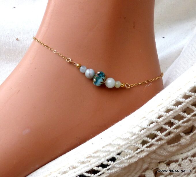 N5907 Chaîne de cheville aiguemarines plaqué or - Bijoux Chaines en ligne Ninanina