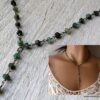 N5920a Collier pierres précieuses émeraude naturelle brutes et métal noir - Bijoux Colliers en ligne Ninanina