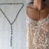 N5920c Collier pierres précieuses émeraude naturelle brutes et métal noir - Bijoux Colliers en ligne Ninanina
