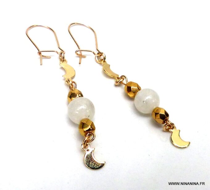 N6007a Boucles d'oreilles créoles pierres fines pierre de lune plaqué or - Bijoux Boucle créole boheme en ligne ninanina