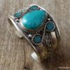 N6044n Bracelet manchette artisanal ethnique indien avec turquoise forme poire sertie - Bijoux Bracelets en ligne Ninanina