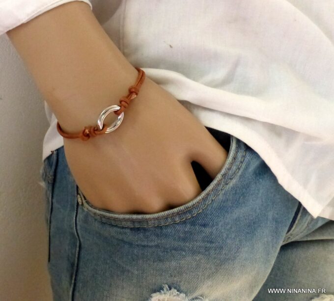 N6063c Bracelet cordon cuir anneau ovale acier inoxydable - Bijoux Bracelets en ligne Ninanina
