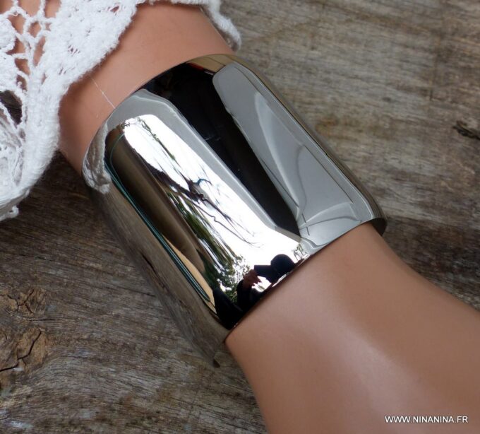 N6081c Bracelet manchette en acier inoxydable argenté - Bijoux Bracelets en ligne Ninanina