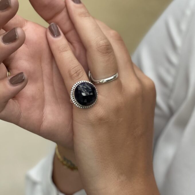 N6085a Bague Saphir Bleu Indien Rond Argent 925 massif - Bijoux Bagues en ligne Ninanina