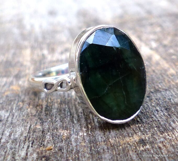 N6088d Bague forme ovale émeraude verte argent 925 massif - Bijoux Bagues en ligne Ninanina