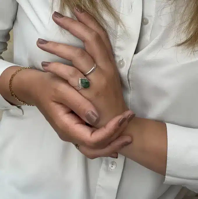 N6089 Bague Emeraude verte forme poire Argent 925 massif - Bijoux Bagues Femmes en ligne Ninanina