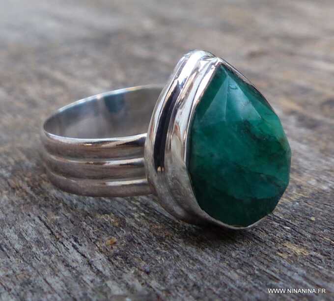 N6089 Bague forme poire émeraude verte argent 925 massif - Bijoux Bagues en ligne Ninanina