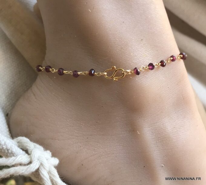 N6095h Chaine de cheville pierre fine grenat rouge infini Plaqué Or - Bijoux de pied en ligne Ninanina
