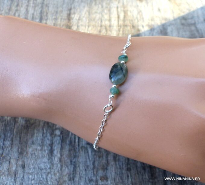 N6142b Bracelet argent massif et émeraudes - Bijoux Bracelets en ligne Ninanina