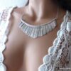 N6148b Collier plastron franges métal argenté - Bijoux Colliers en ligne Ninanina