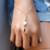 N6150a Bracelet bague - chaine de main pierres fines pierre de lune plaqué or - Bijoux Bracelets en ligne Ninanina
