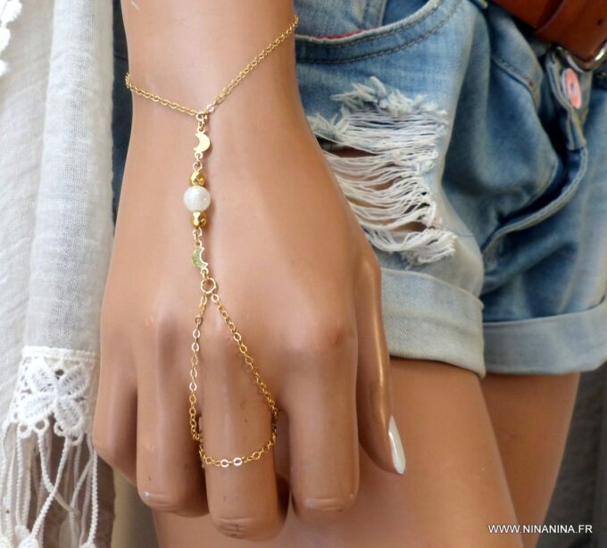 N6150a - Bracelet bague chaine de main plaqué or et pierre de lune - Bijoux Bracelets en ligne Ninanina