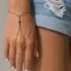 N6159c Bracelet bague chaine de main croix acier inoxydable - Bijoux de mains femmes en ligne Ninanina
