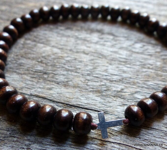 N6173h Bracelet homme strech perles bois croix argent 925 massif - Bijoux Bracelets en ligne Ninanina