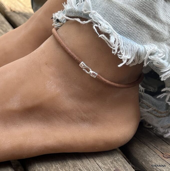 N6197f Bracelet cheville homme cuir fermoir crochet Argent 925 fait main - Bijoux de pieds hommes en ligne Ninanina