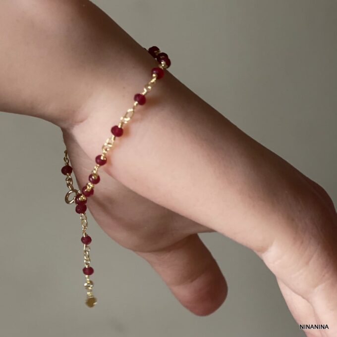 N6240a Bracelet Rubis femme minimaliste coeur Plaqué Or - Bijoux Bracelets Pierres précieuses en ligne Ninanina