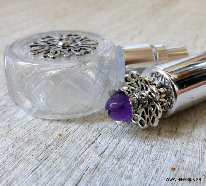 N6385k Atomiseur parfum rechargeable métal argent et améthyste - Accessoires Vaporisateurs en ligne Ninanina