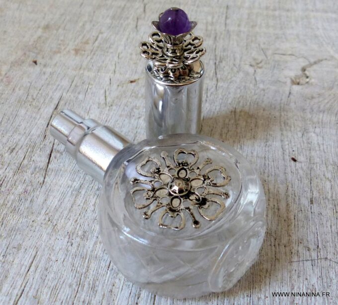 N6385n Atomiseur parfum rechargeable métal argent et améthyste - Accessoires Vaporisateurs en ligne Ninanina