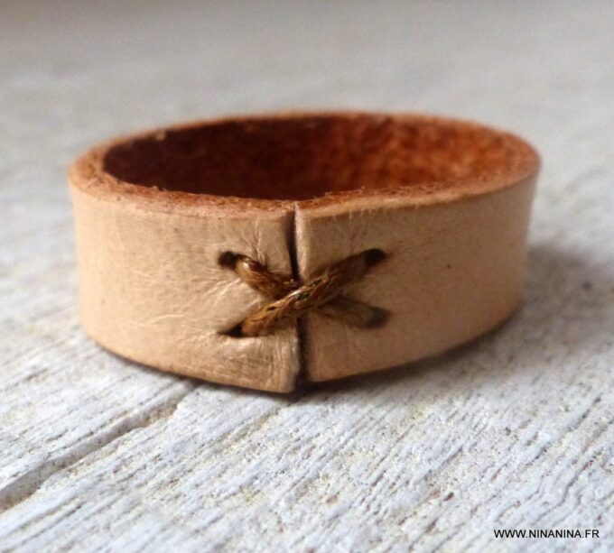 N6447e - Bague cuir femme et homme artisanale noire - Bijoux Bagues en ligne Ninanina